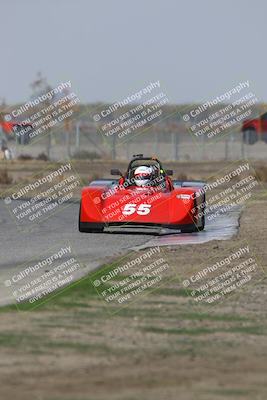 media/Oct-25-2025-CalClub SCCA (Sat) [[34c778dfbe]]/Group 5/Qualifying/